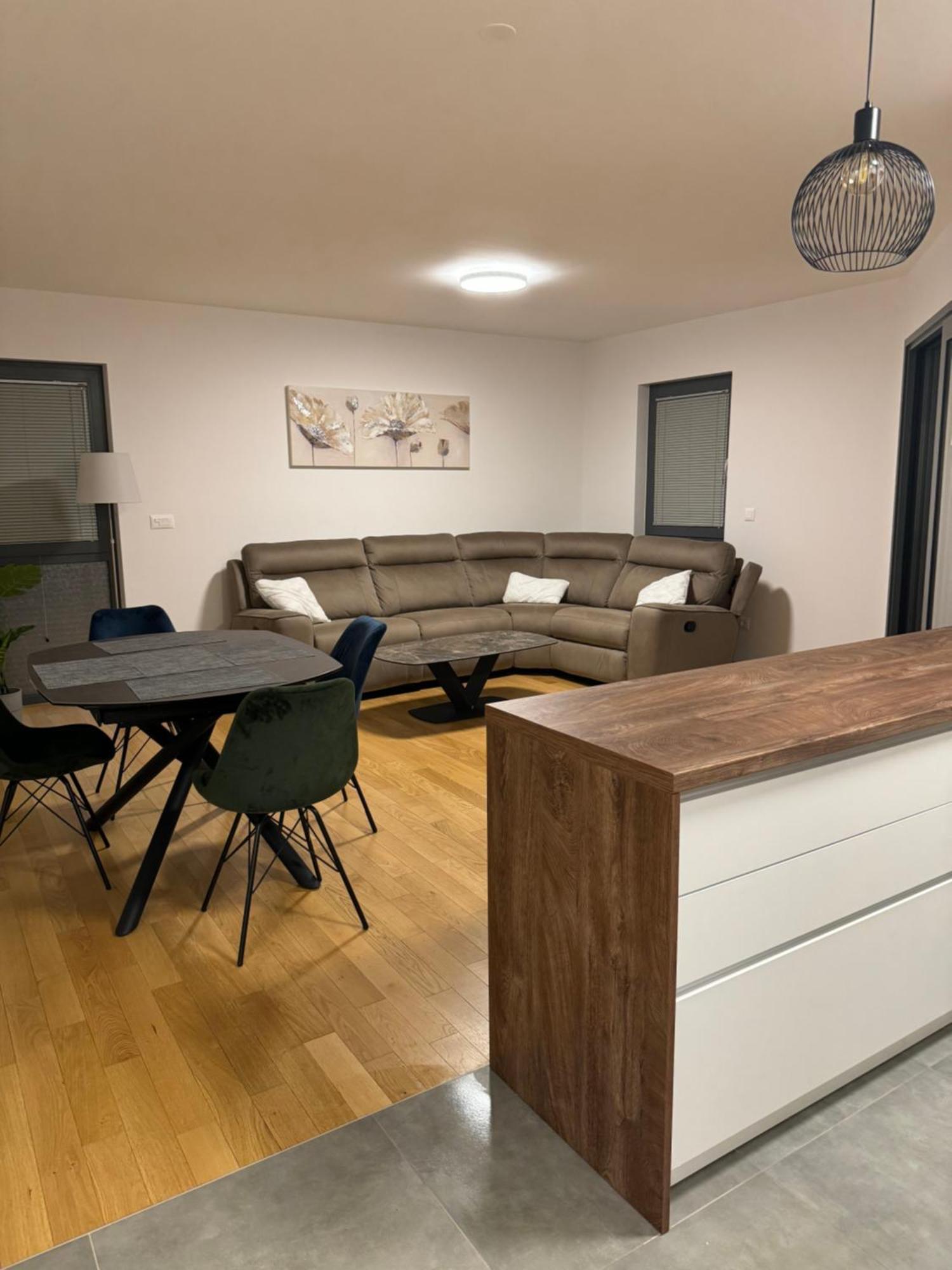 Dvj Apartments Biograd Na Moru Dış mekan fotoğraf