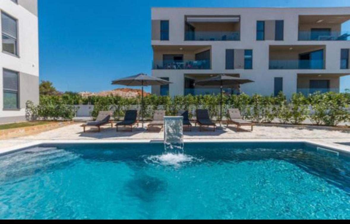 Dvj Apartments Biograd Na Moru Dış mekan fotoğraf